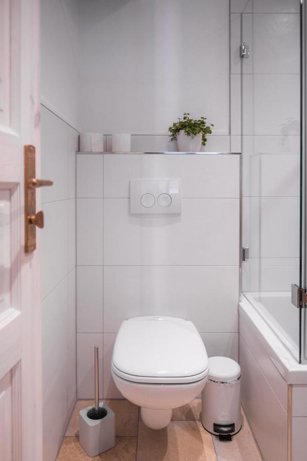 Historische Wohnung Mit Gehobenem Ambiente Walting ภายนอก รูปภาพ
