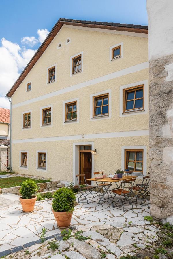 Historische Wohnung Mit Gehobenem Ambiente Walting ภายนอก รูปภาพ